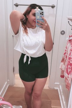 lamailleurefille de Rhône, France